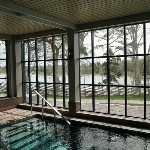Glasfasad Smådalarö pool