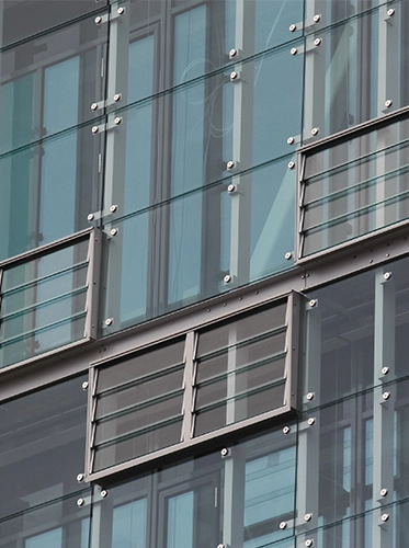 Om Preconal - kontor och koncern - glasfasad